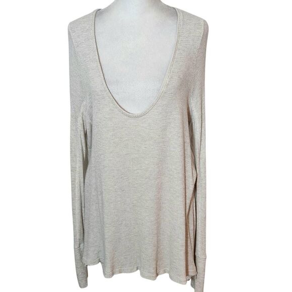 We the Free Oatmeal Distressed Long Sleeve Scoop Neck Top Size Medium - Picture 1 of 8